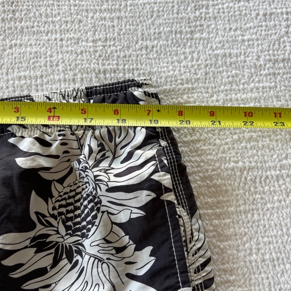 Tommy Bahama Relax swim shorts bathing suit trunks lined floral tropical Size XL - Picture 5 of 15